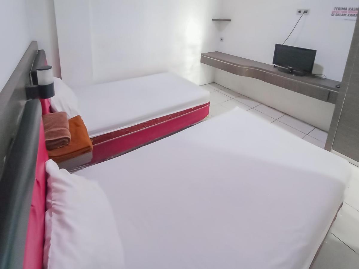 OYO 3848 Kavana Syariah Homestay Martapura  Bagian luar foto